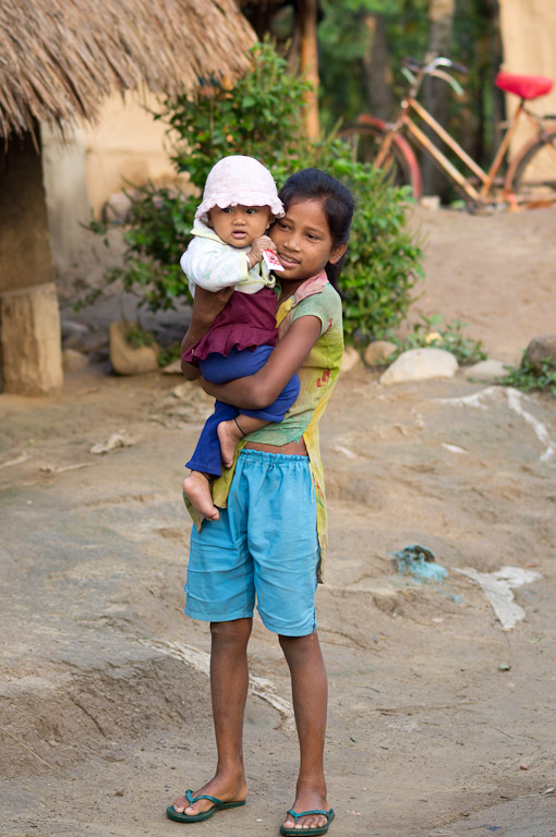 непальские дети