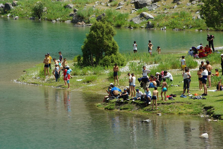 дети на воде